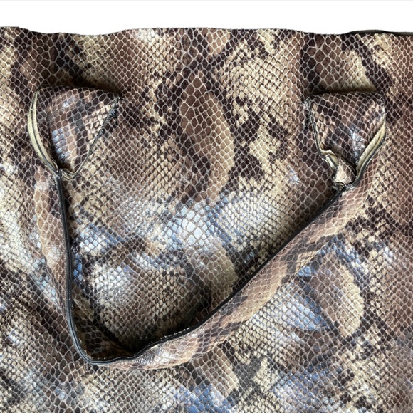 BCBGMaxAzria Snakeskin Tote - Picture 4 of 4